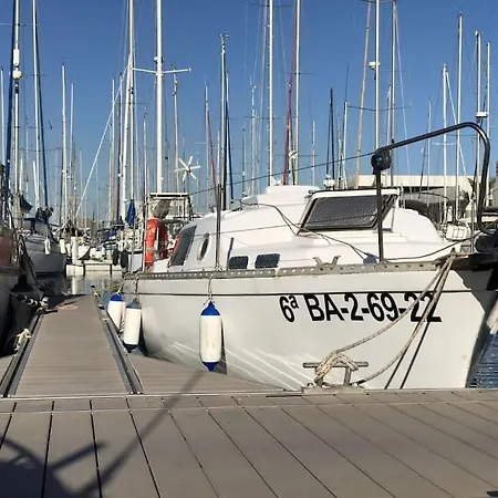 Relajate Y Vive Dentro Del Mar Bateau-hôtel *