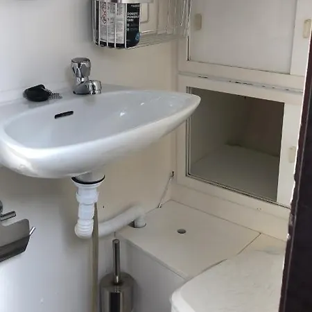 Bateau-hôtel Relajate Y Vive Dentro Del Mar